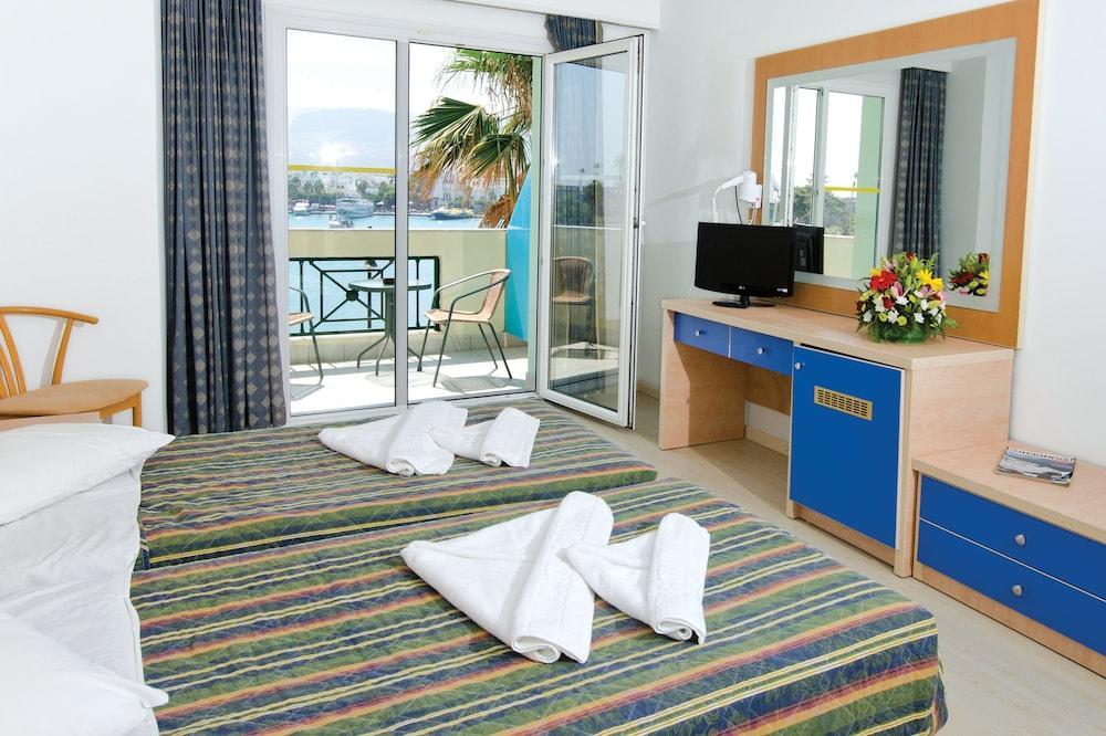 Gaia Palace 5*